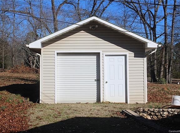 4th image of 30231 Keystone Dr
