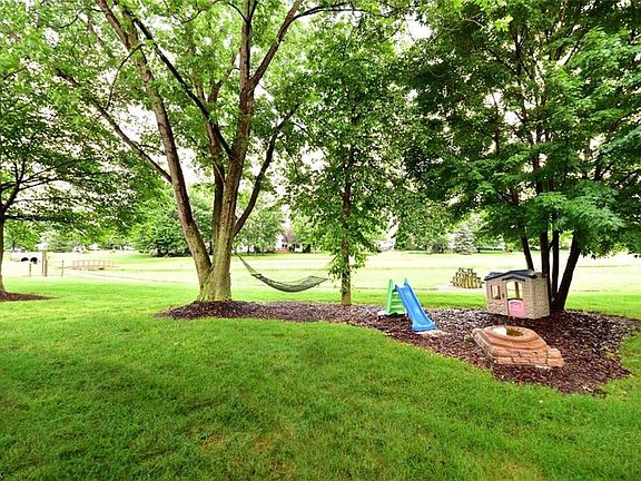 5th image of 747 Firestone Dr