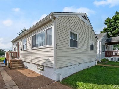 776 Pardella Ave, Saint Louis, MO, 63125