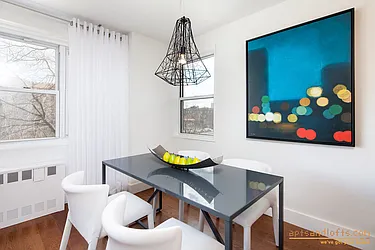 Rented by aptsandlofts.com