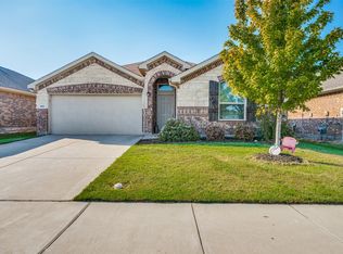 609 Saguaro Dr, Haslet, TX 76052