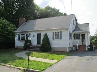 95 Eliot Ave, North Providence, RI 02904