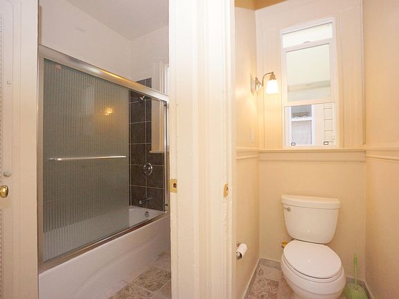 5th image of 3586 18th St