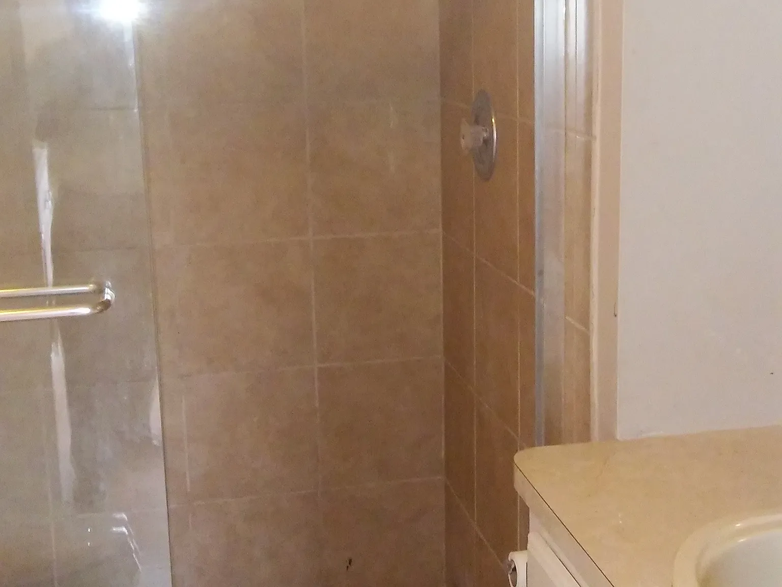 2 bed, 2.5 bath, 1004 sqft, $1,650 — Photo 4