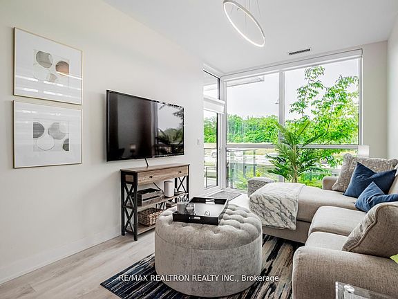 4th image of 375 Sea Ray Ave #110
