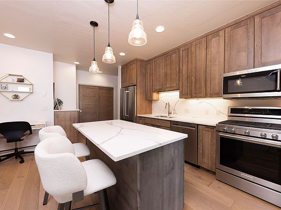 2nd image of 1090 Blue River Parkway UNIT 204