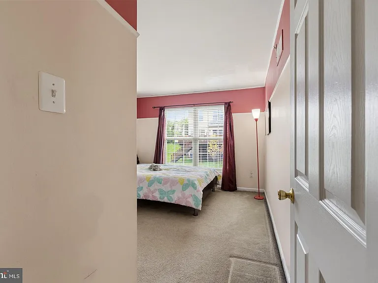 80 Chadwick Cir — Photo 35