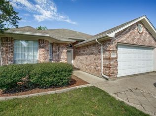 6733 Haltom Rd, Fort Worth, TX 76137