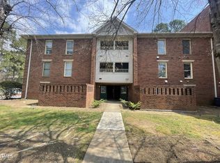 3533 Ivy Commons Dr APT 301, Raleigh, NC 27606