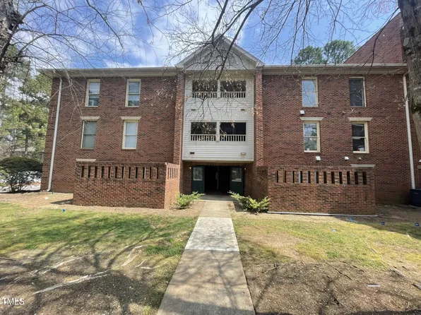 3533 Ivy Commons Dr APT 301, Raleigh, NC 27606