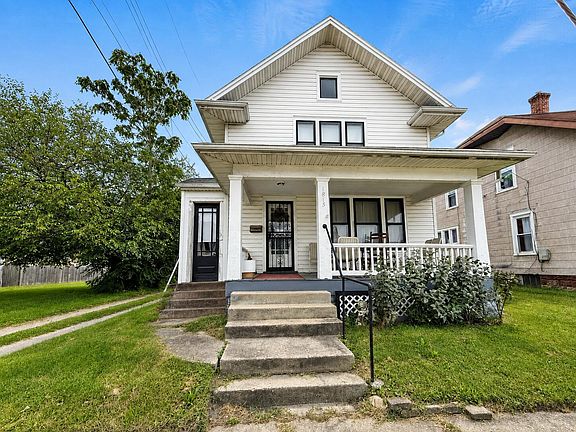 2nd image of 1815 Edwards Ave