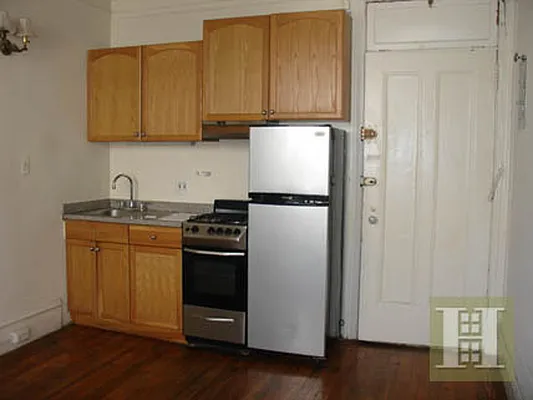 Rented by Halstead Real Estate | media 5