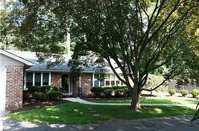 1st image of 735 Girard Ave