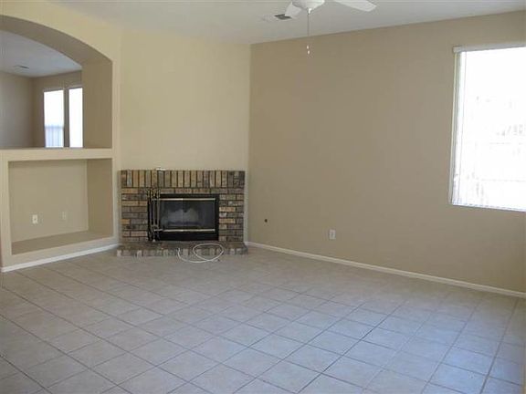 5th image of 37766 Alder Ct