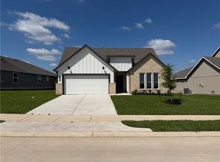 1717 San Jacinto Dr, Brenham, TX 77833