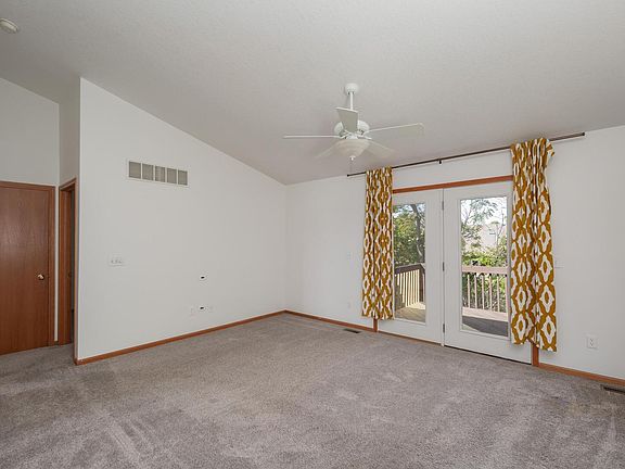 5th image of 1129 33rd Avenue Cir