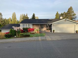 1052 S 230th St, Des Moines, WA 98198