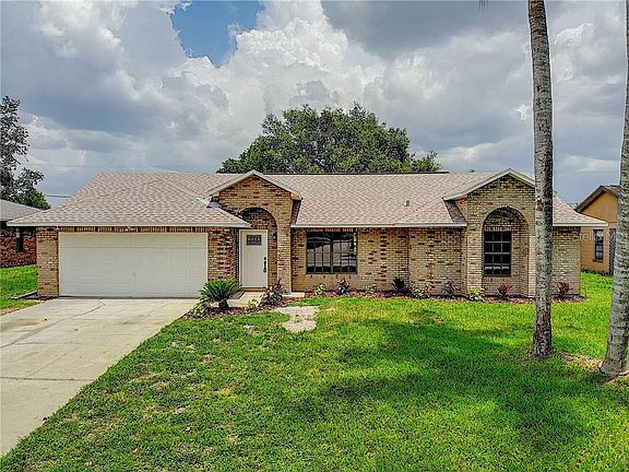 3rd image of 1017 Leeward Dr