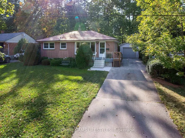 155 Trowbridge Ave, London, ON N6J 3M2
