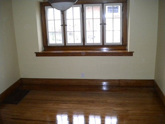 2nd image of 938 Walker Ave NW
