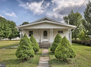 73 Mahanoy Ave, Tamaqua, PA 18252
