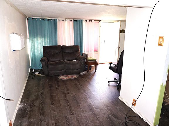 5th image of 1107 Potter Ave