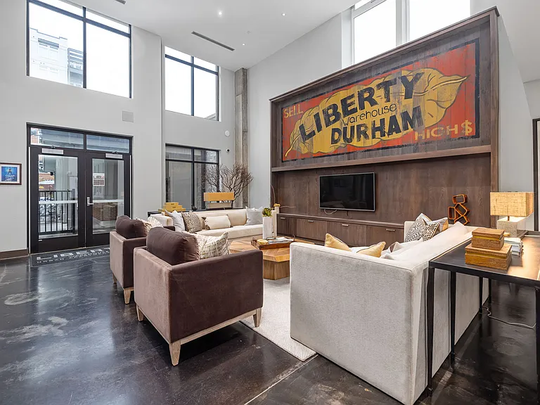 Liberty Warehouse — Photo 38