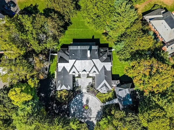 335 Heath St, Brookline, MA 02467