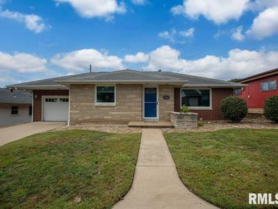 1103 Jefferson St, Pekin, IL, 61554