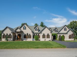 112 Timothy Ln, Schenectady, NY 12303
