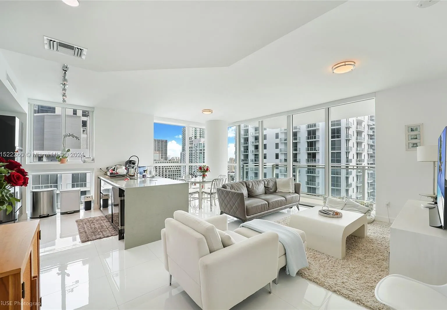 3 bed, 1710 sqft, $8,000 — Photo 1