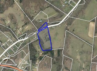 1180 Haskell Akins Rd, Bethpage, TN 37022