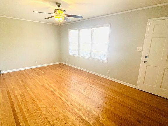 3rd image of 1104 Fairfax Ct