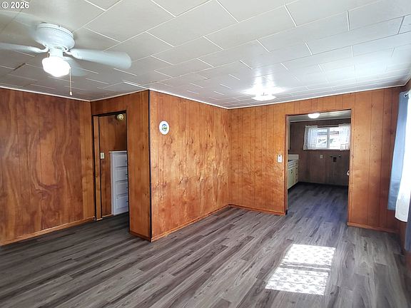 4th image of 975 Johnson Ave