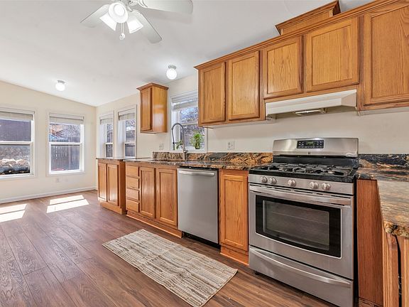 5th image of 114 W Highland Street