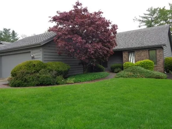 9406 Camberwell Dr, Fort Wayne, IN 46804