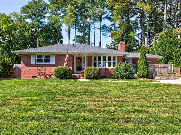 917 Baillio Dr, Virginia Beach, VA 23454