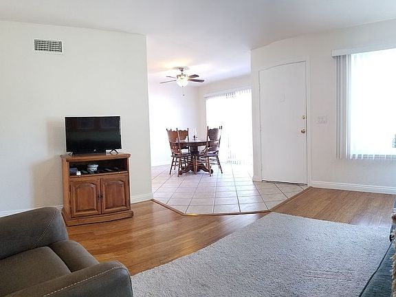 3rd image of 1214 Mariposa Ct