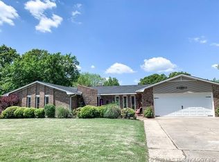 1803 Mockingbird Ln, McAlester, OK 74501