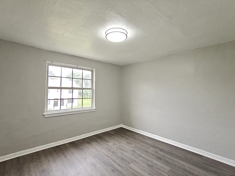 120 Yorke St #3 — Photo 7