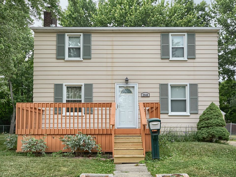 1st image of 2548 Cumings Ave