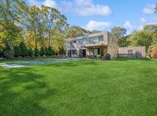 2 Semaphore Rd, East Hampton, NY 11937