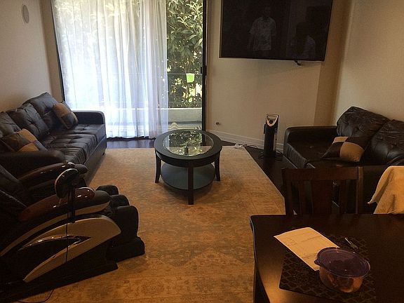 5th image of 660 Sweetzer Ave #106