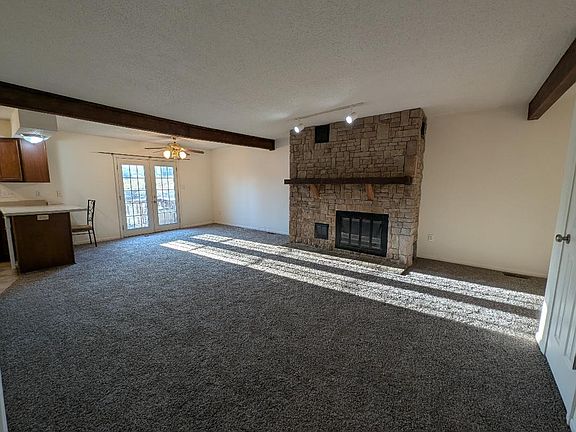 3rd image of 6601 NW 70th St
