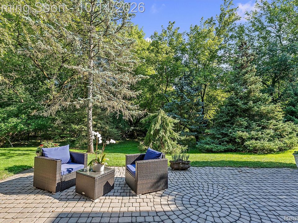 89 Barden Ct, photo 29