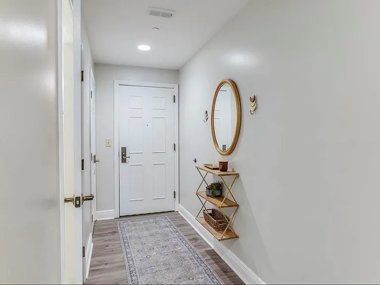 215 W College Ave #507 — Photo 12