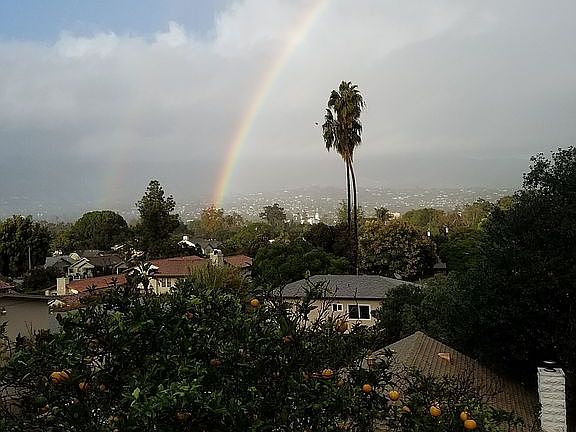 2nd image of 828 W Figueroa St