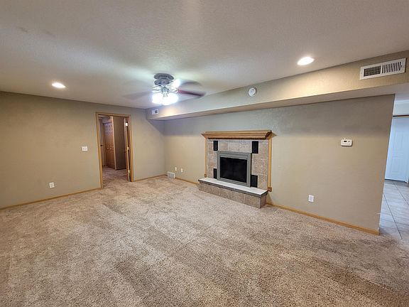 5th image of 1103 College St #2