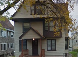 902 S 25th St #13, Milwaukee, WI 53204