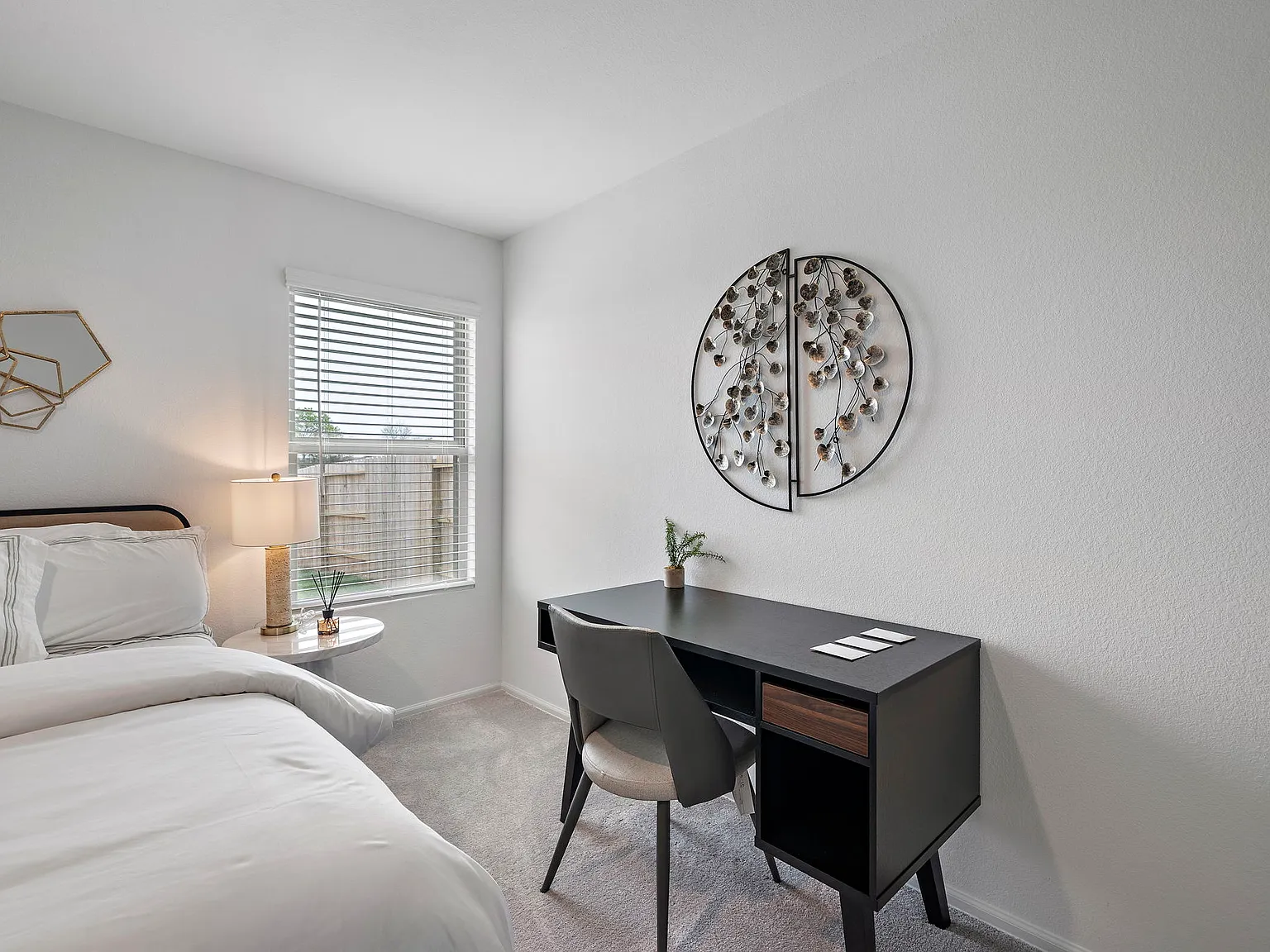 3 bed, 1248 sqft, $3,600 — Photo 3